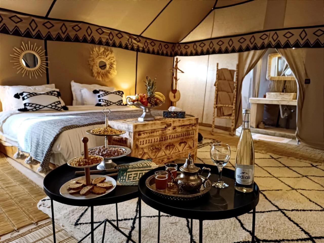 Merzouga Traditional Luxury Camp Экстерьер фото
