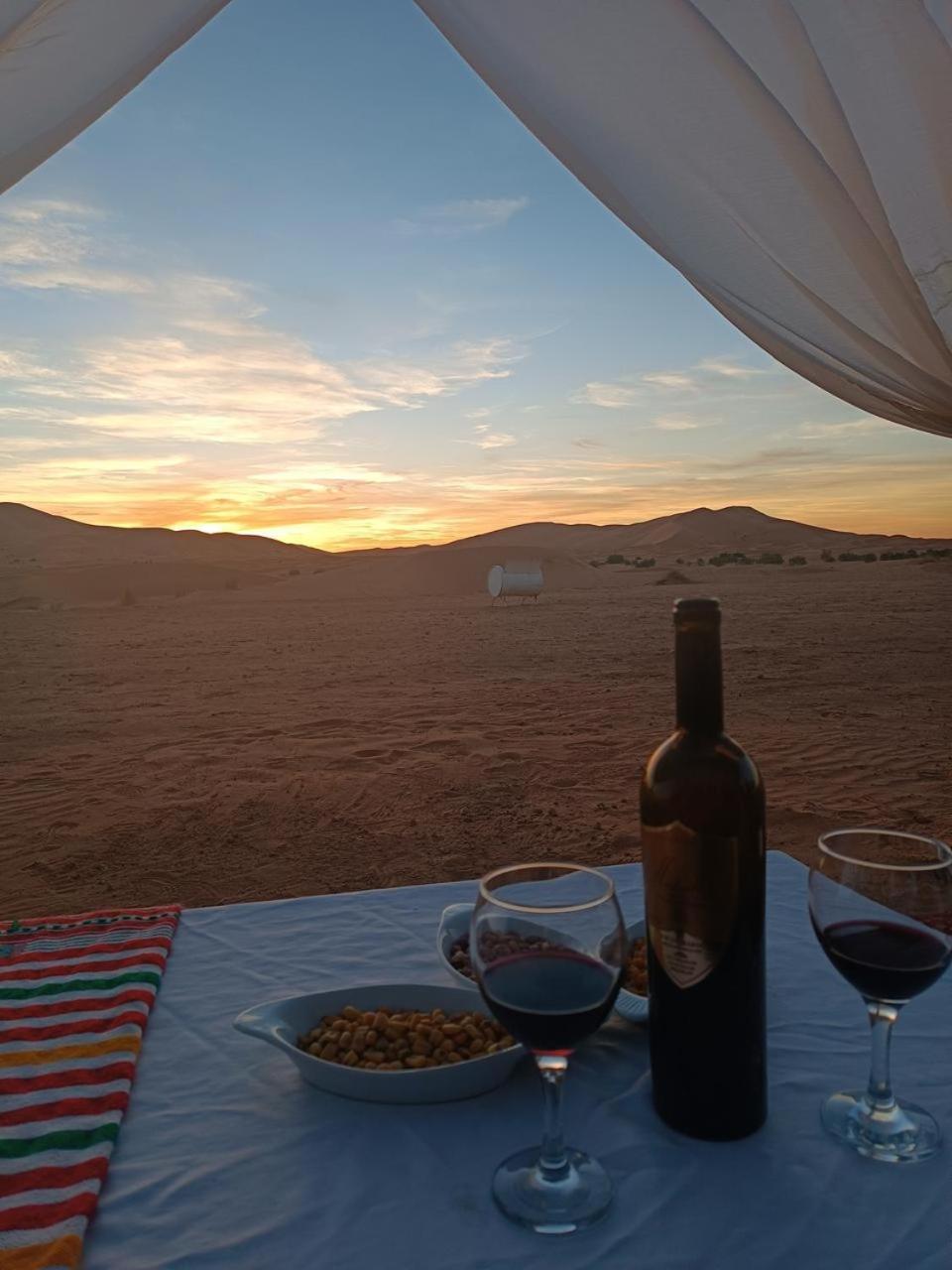 Merzouga Traditional Luxury Camp Экстерьер фото